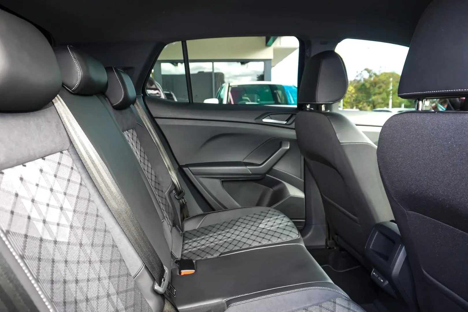 2024 Volkswagen T-Cross Gallery Image 7