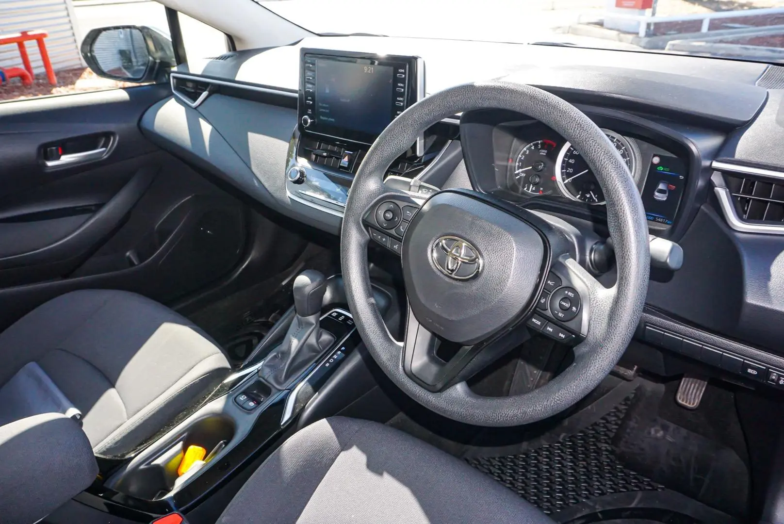 2022 Toyota Corolla Gallery Image 6