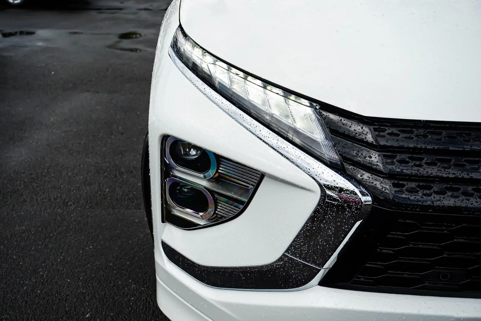 2022 Mitsubishi Eclipse Cross Gallery Image 13