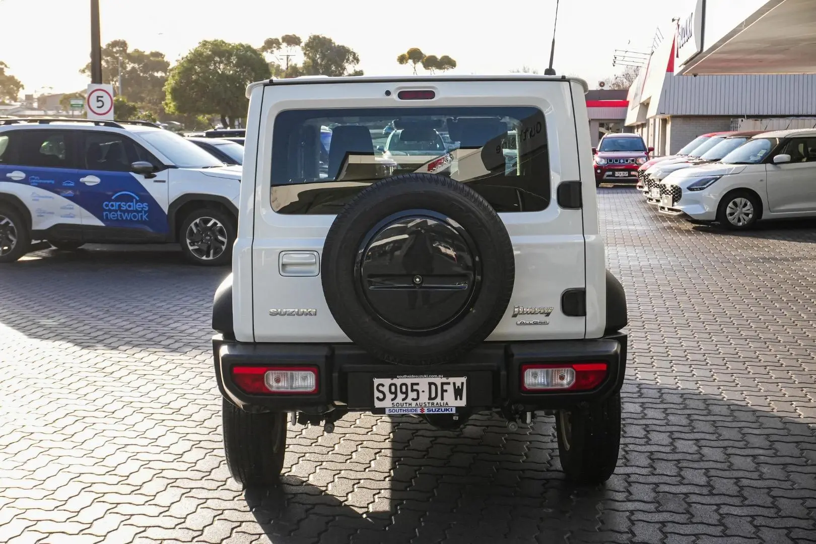 2024 Suzuki Jimny Gallery Image 4