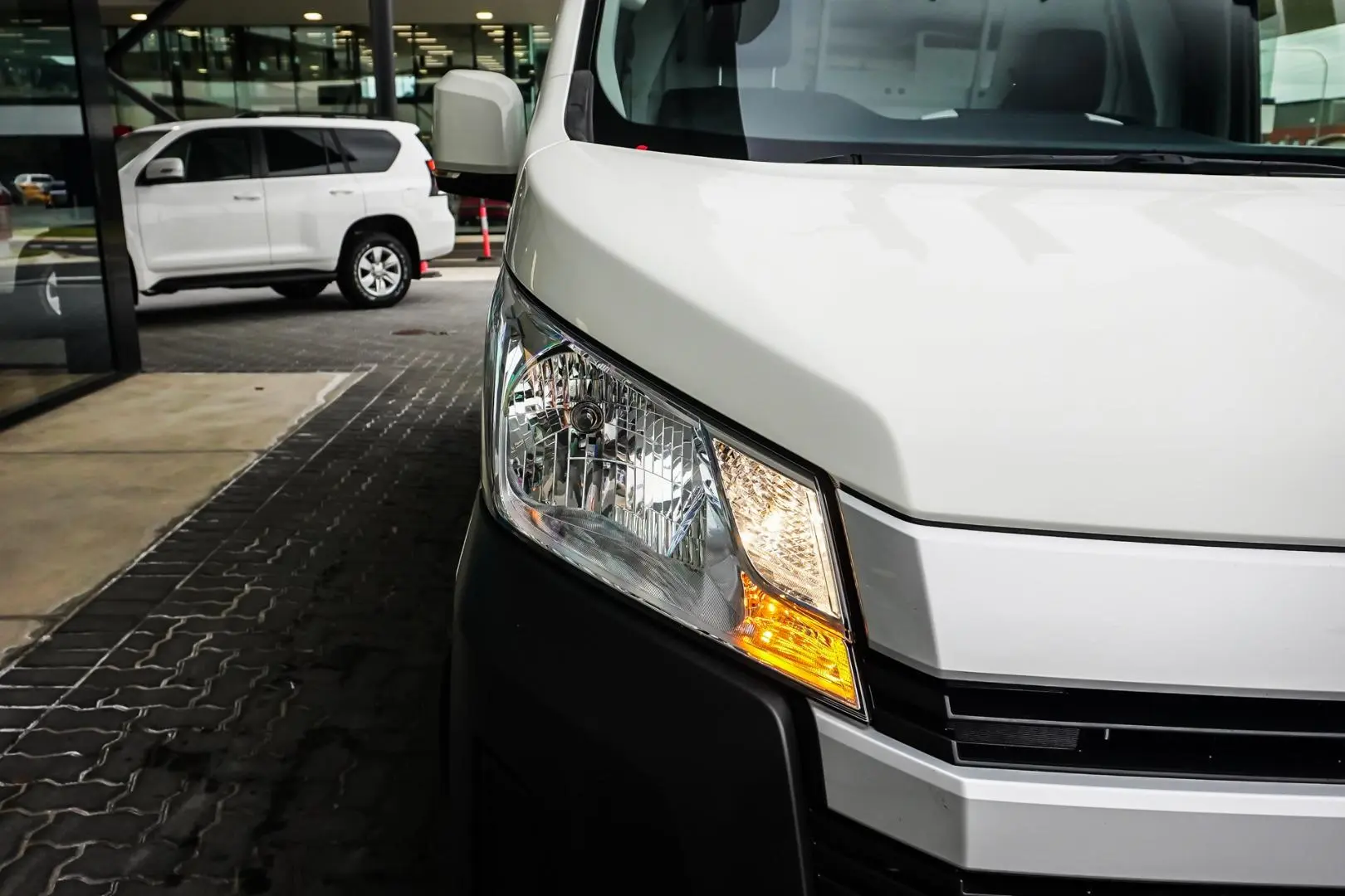 2020 Toyota Hiace Gallery Image 15