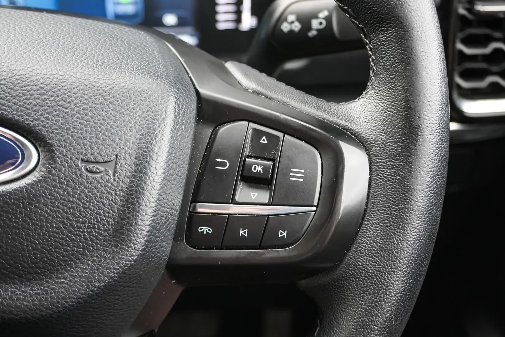 2024 Ford Everest Gallery Image 20