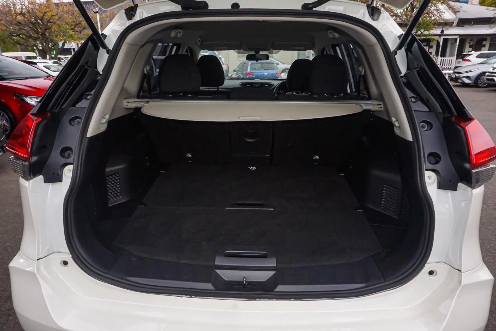 2021 Nissan X-TRAIL Gallery Image 11