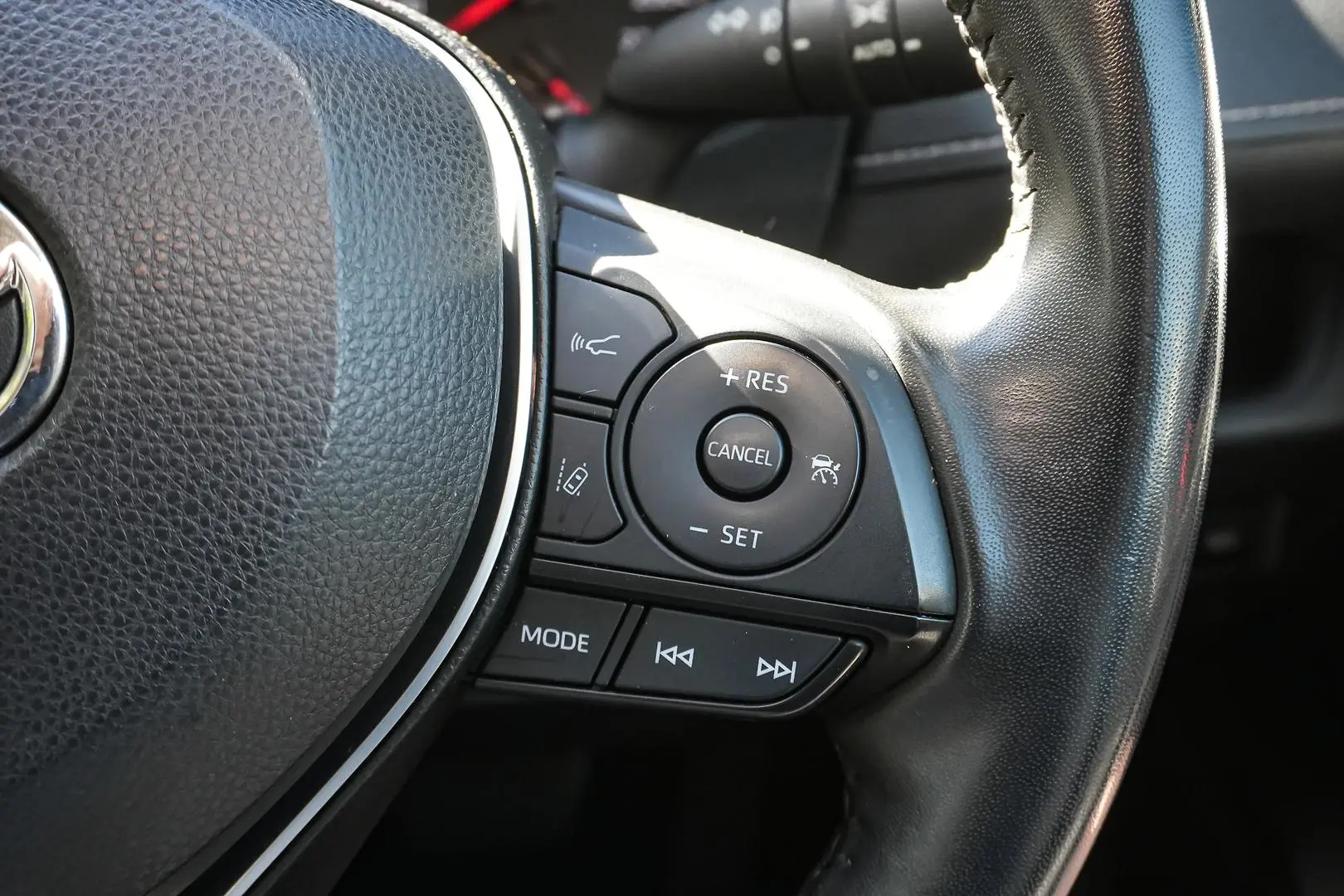 2022 Toyota RAV4 Gallery Image 20