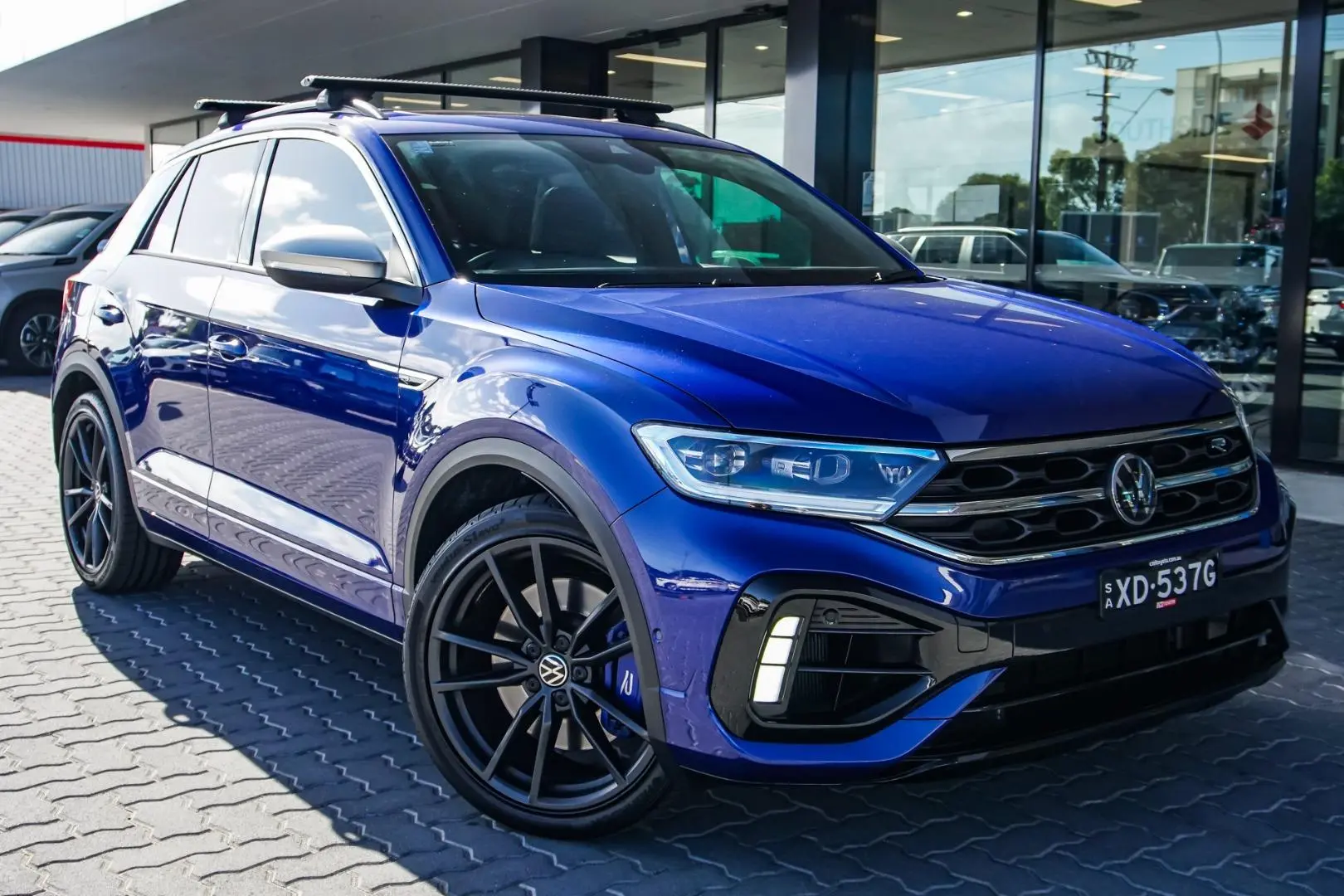 2022 Volkswagen T-Roc Gallery Image 1