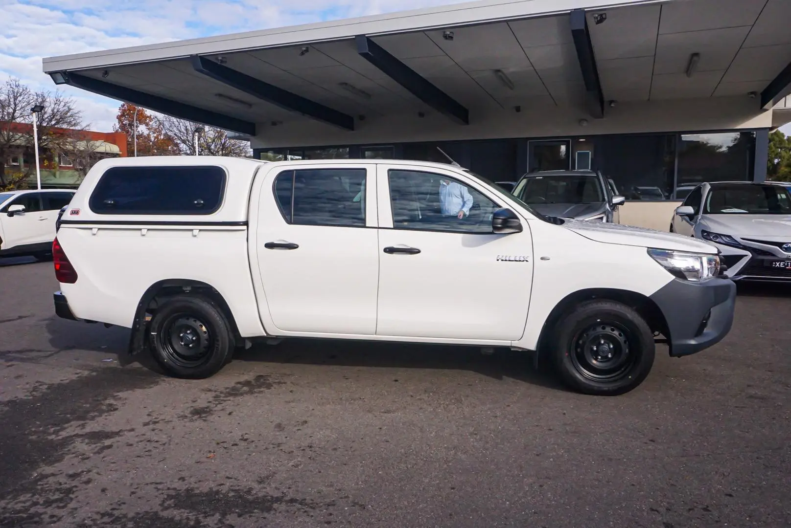 2020 Toyota Hilux Gallery Image 4