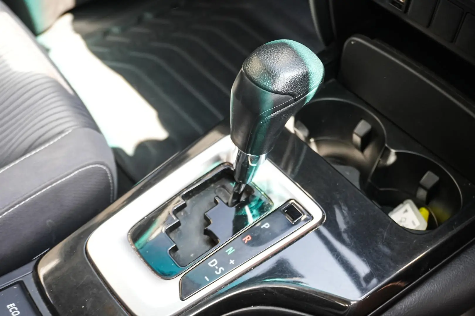 2023 Toyota Fortuner Gallery Image 17