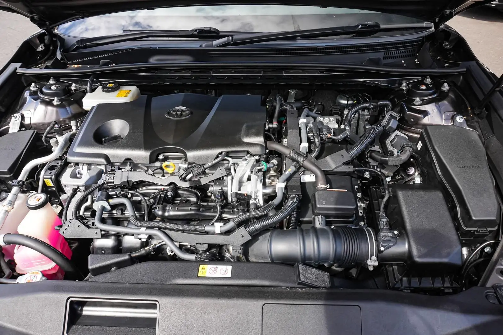 2018 Toyota Camry Gallery Image 24