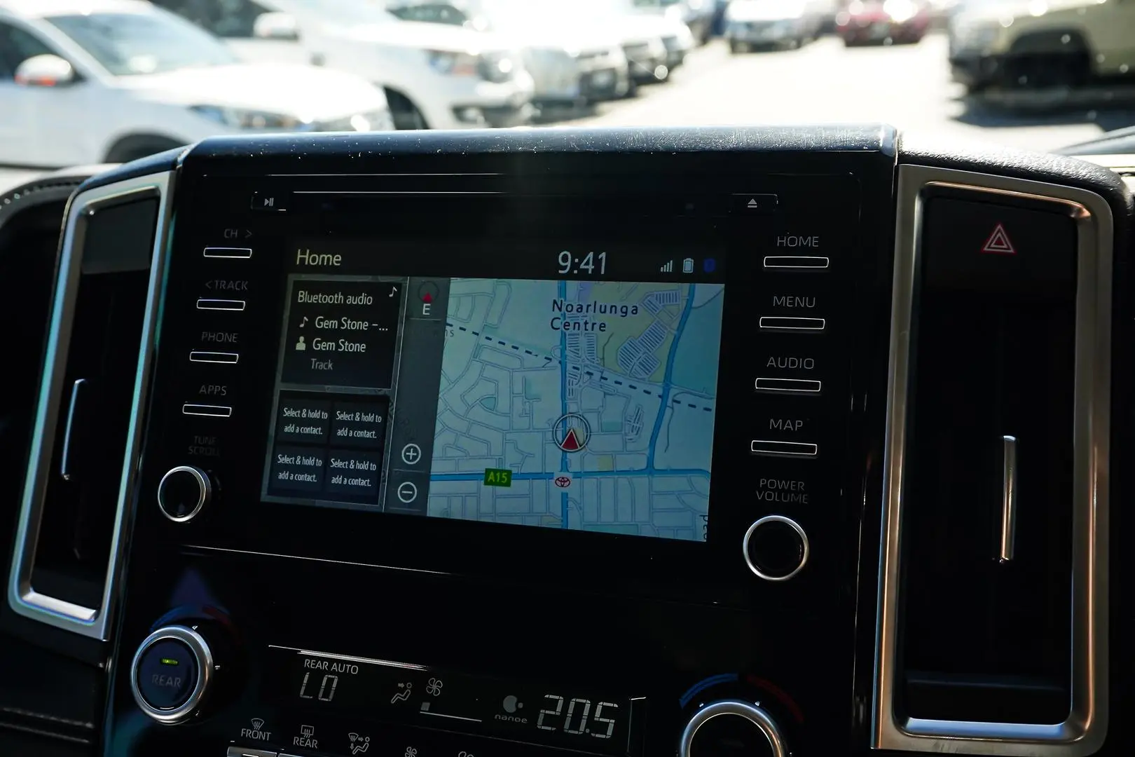 2019 Toyota Granvia Gallery Image 27