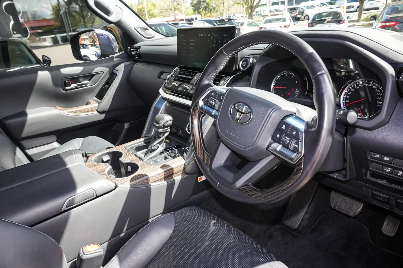 2022 Toyota Landcruiser Gallery Image 7