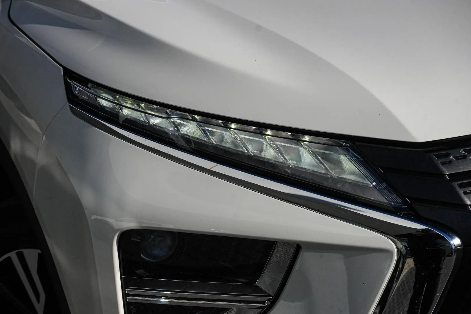 2022 Mitsubishi Eclipse Cross Gallery Image 12