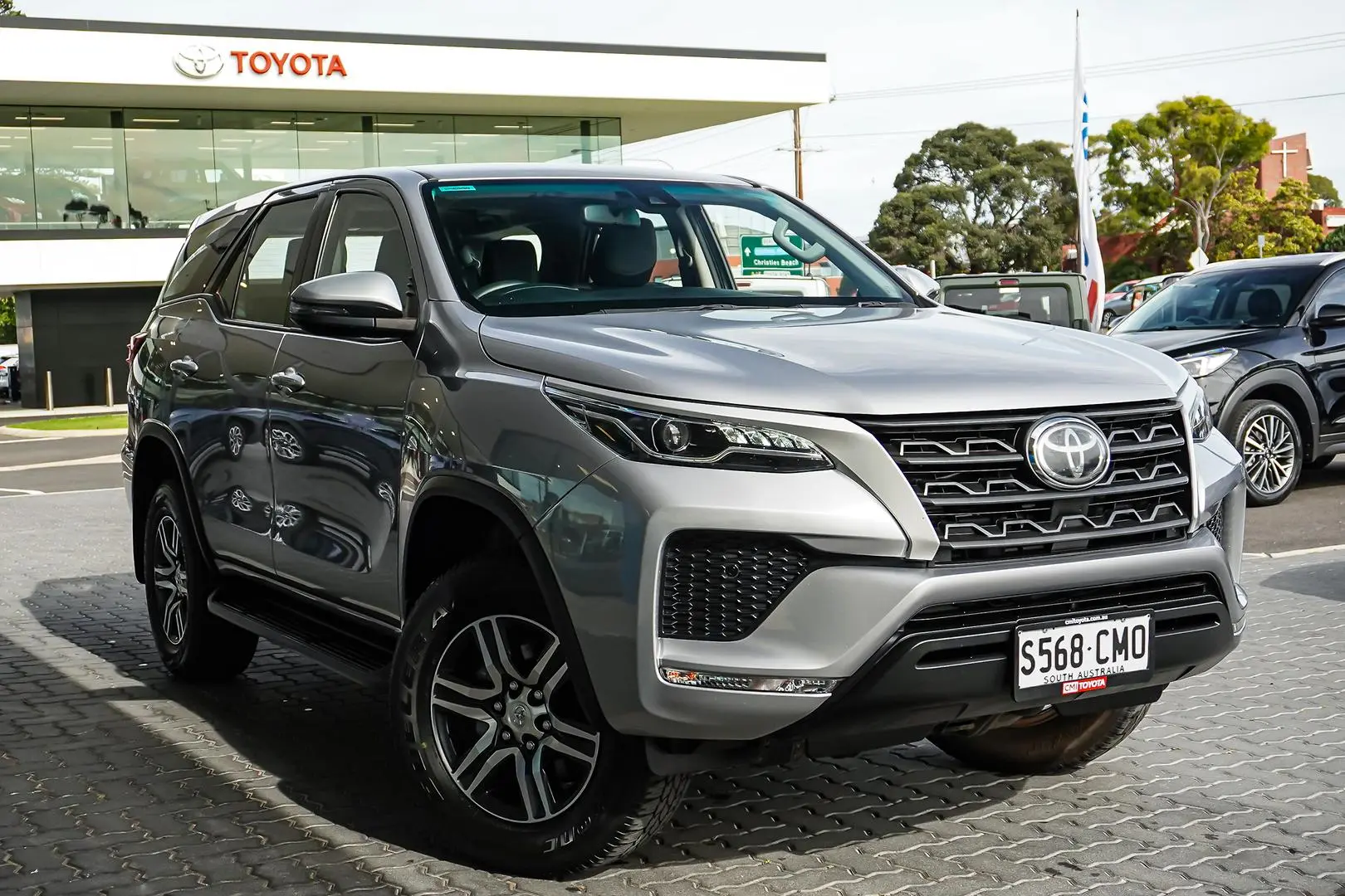 2021 Toyota Fortuner Gallery Image 2