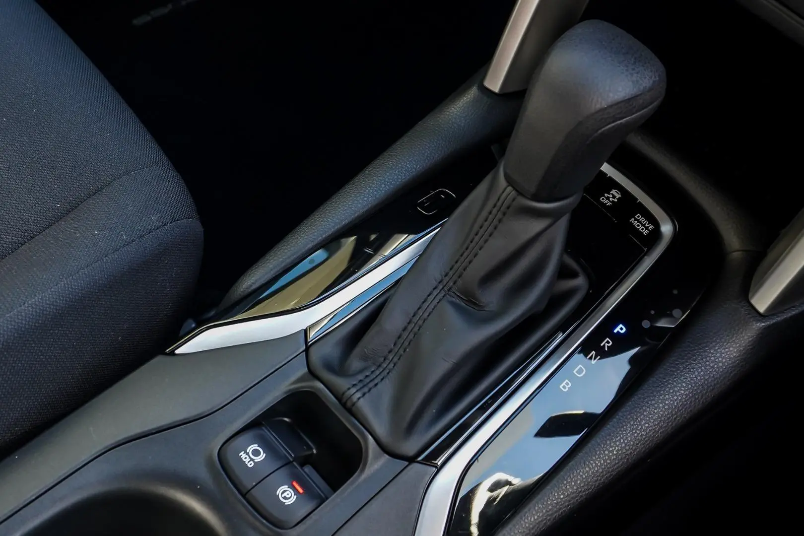 2024 Toyota Corolla Cross Gallery Image 17
