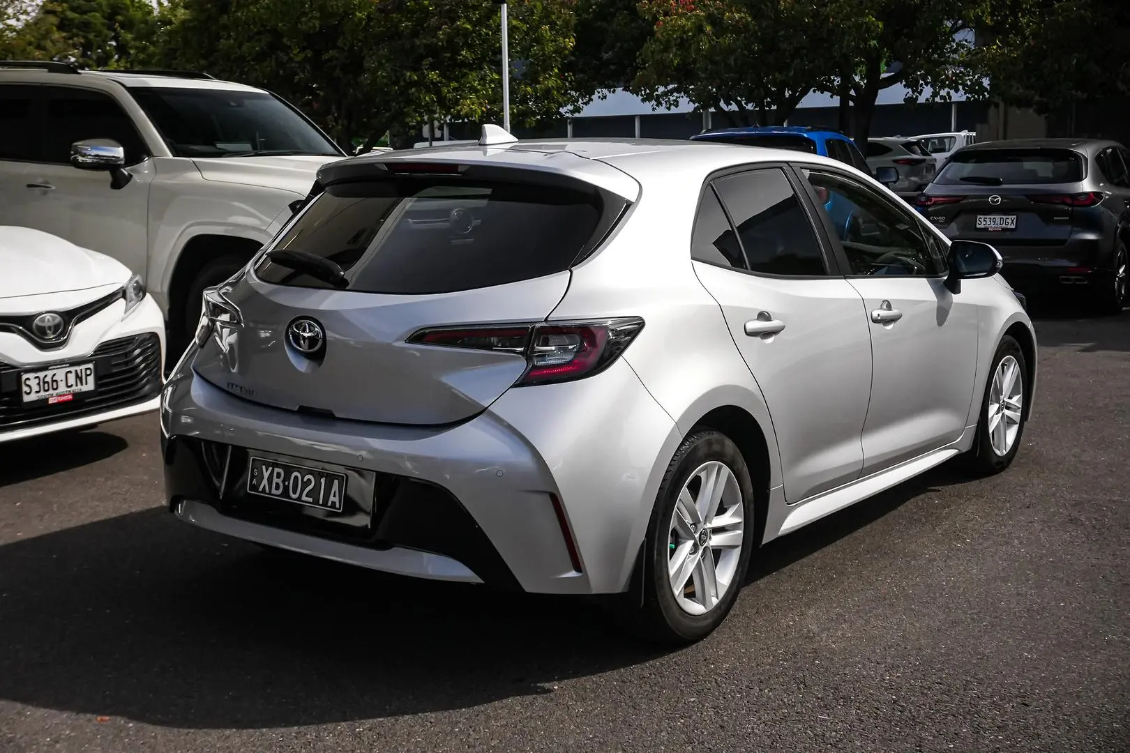 2020 Toyota Corolla Gallery Image 3