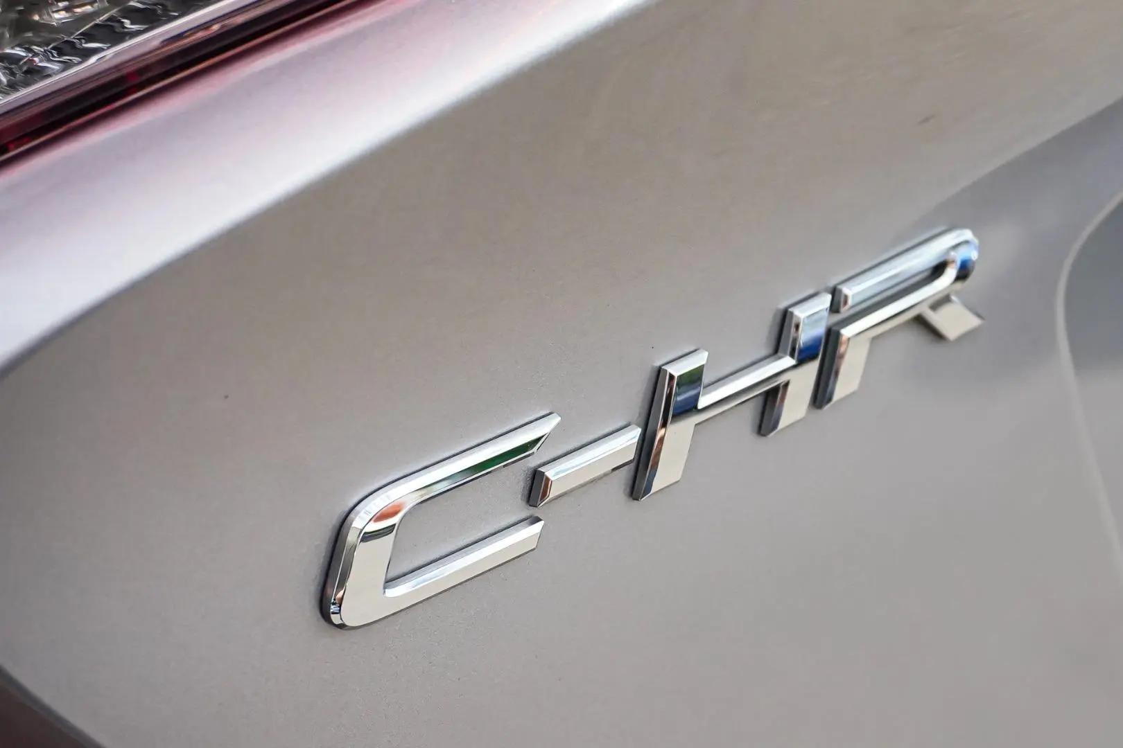 2017 Toyota C-HR Gallery Image 16