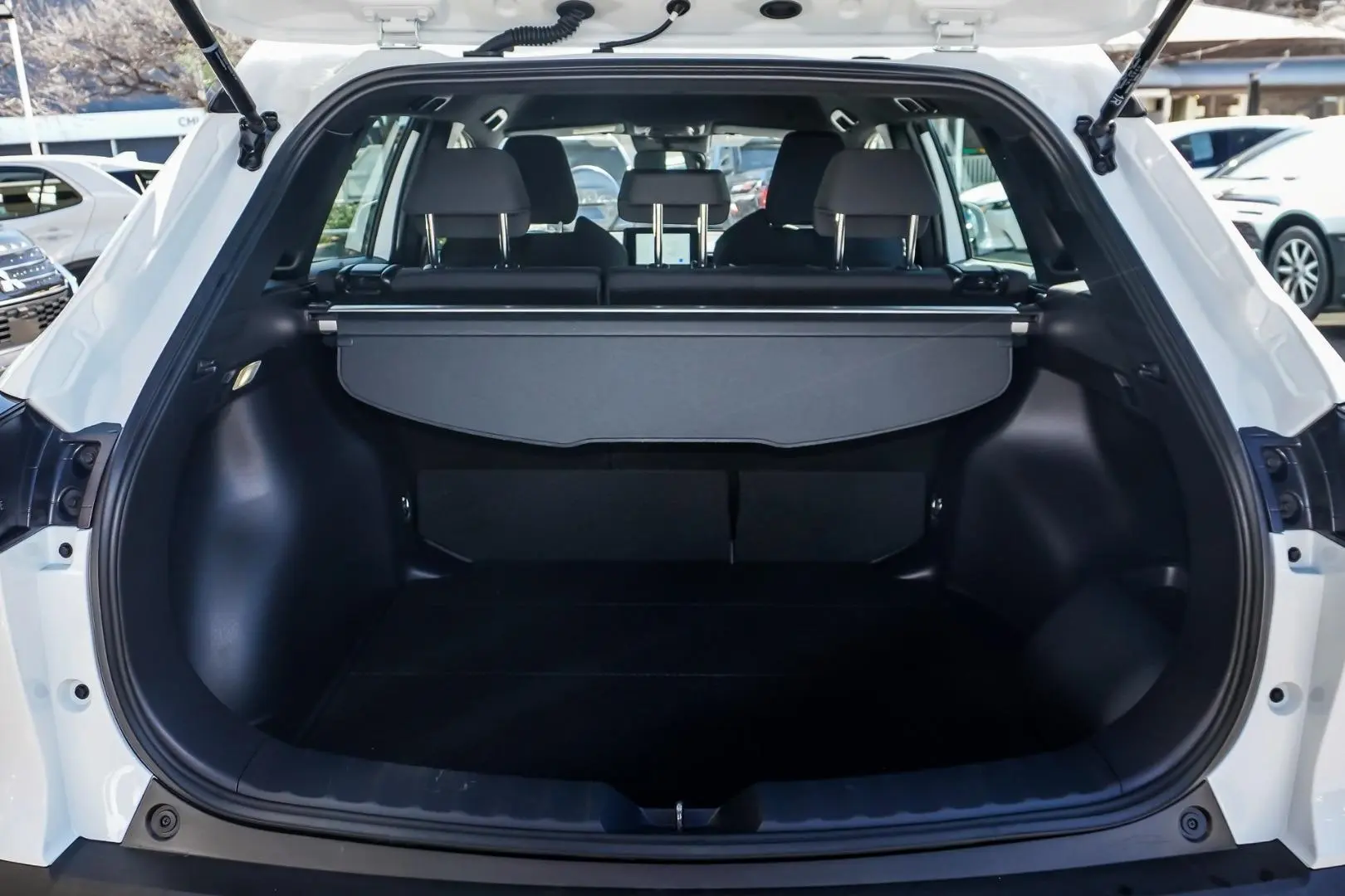 2025 Toyota Corolla Cross Gallery Image 9