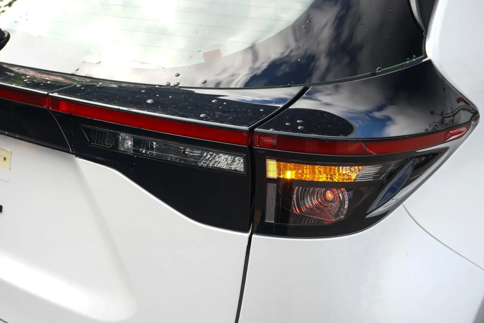 2024 Toyota Yaris Cross Gallery Image 14