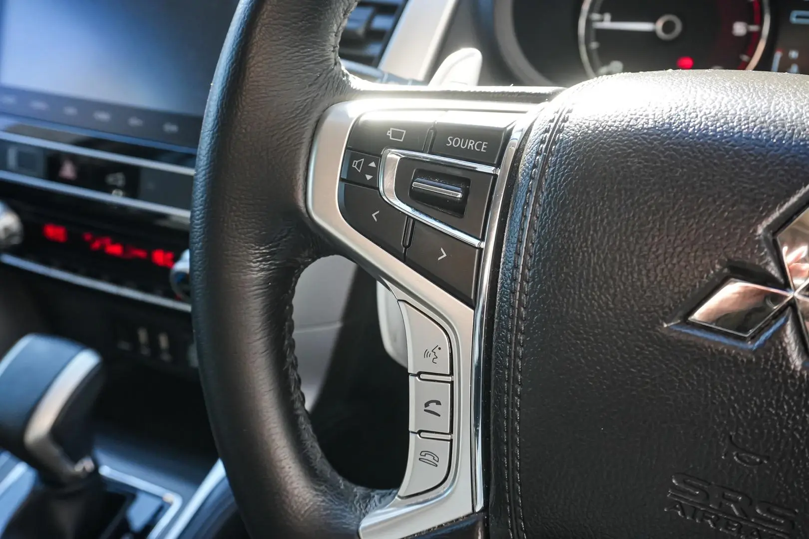 2022 Mitsubishi Pajero Sport Gallery Image 20
