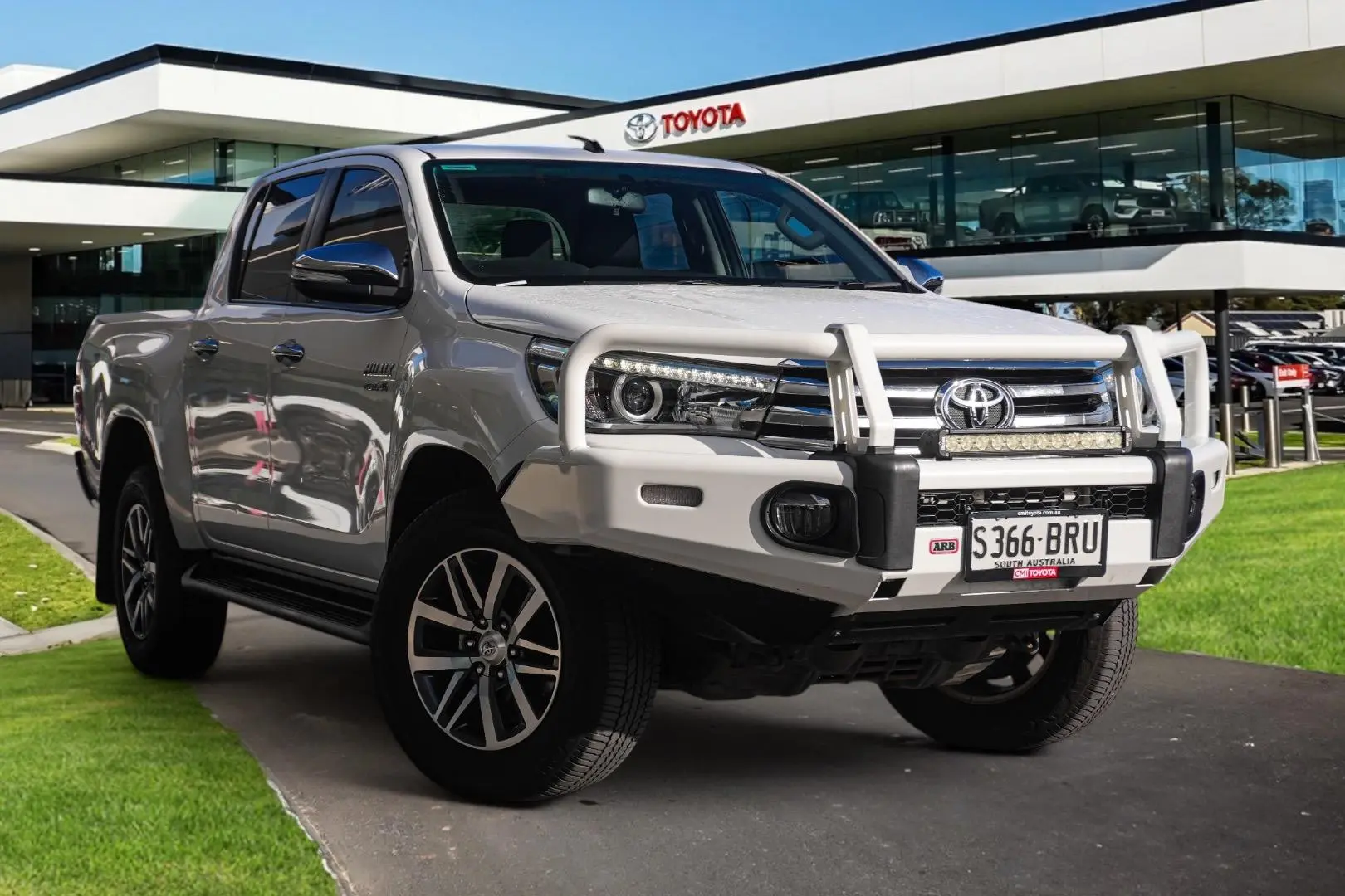 2017 Toyota Hilux Image