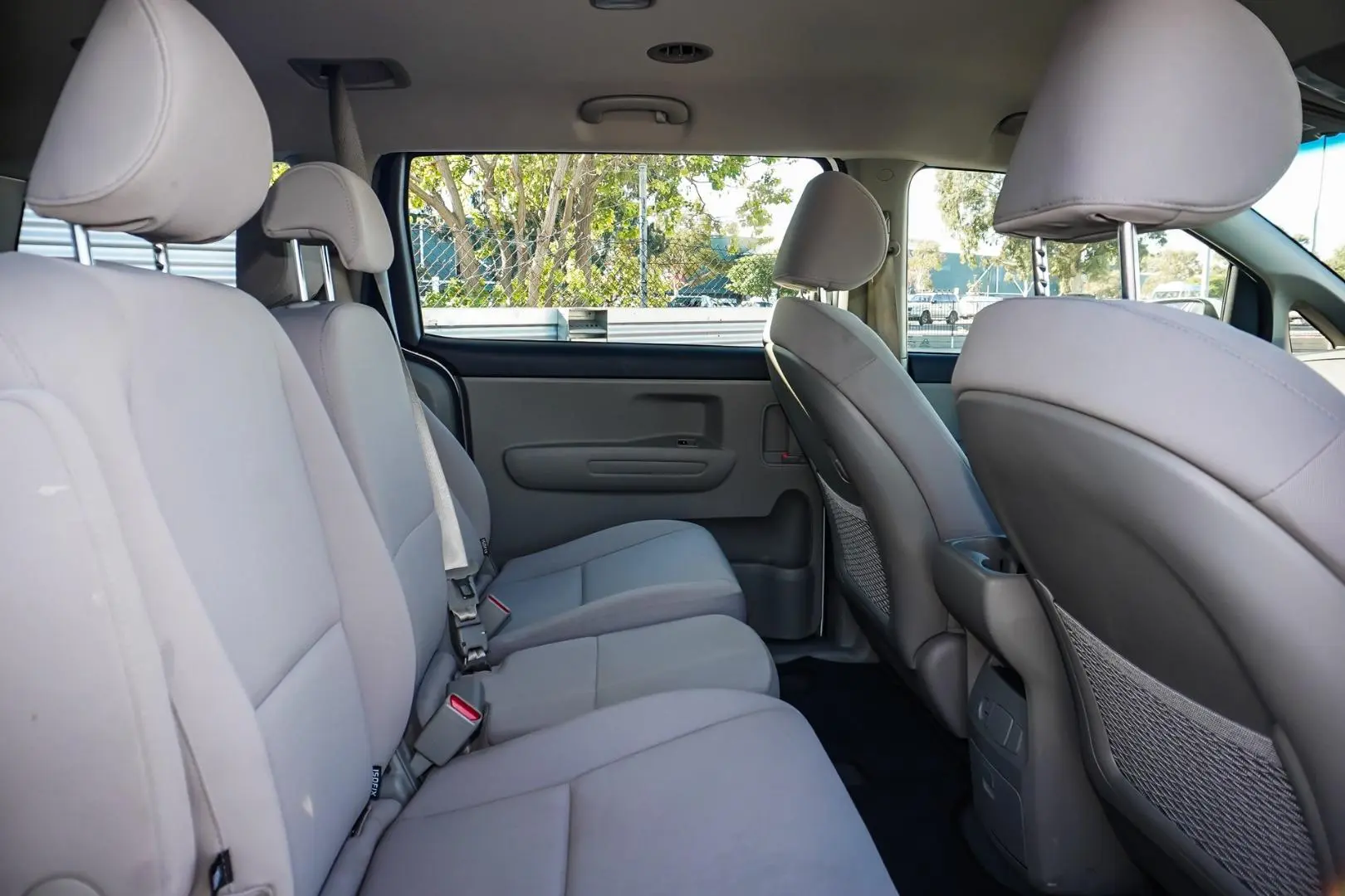 2020 Kia Carnival Gallery Image 7