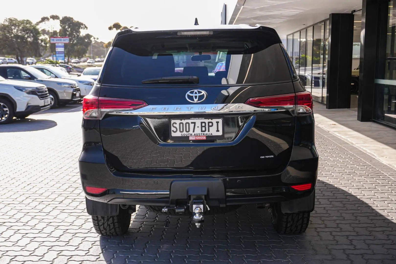 2016 Toyota Fortuner Gallery Image 6