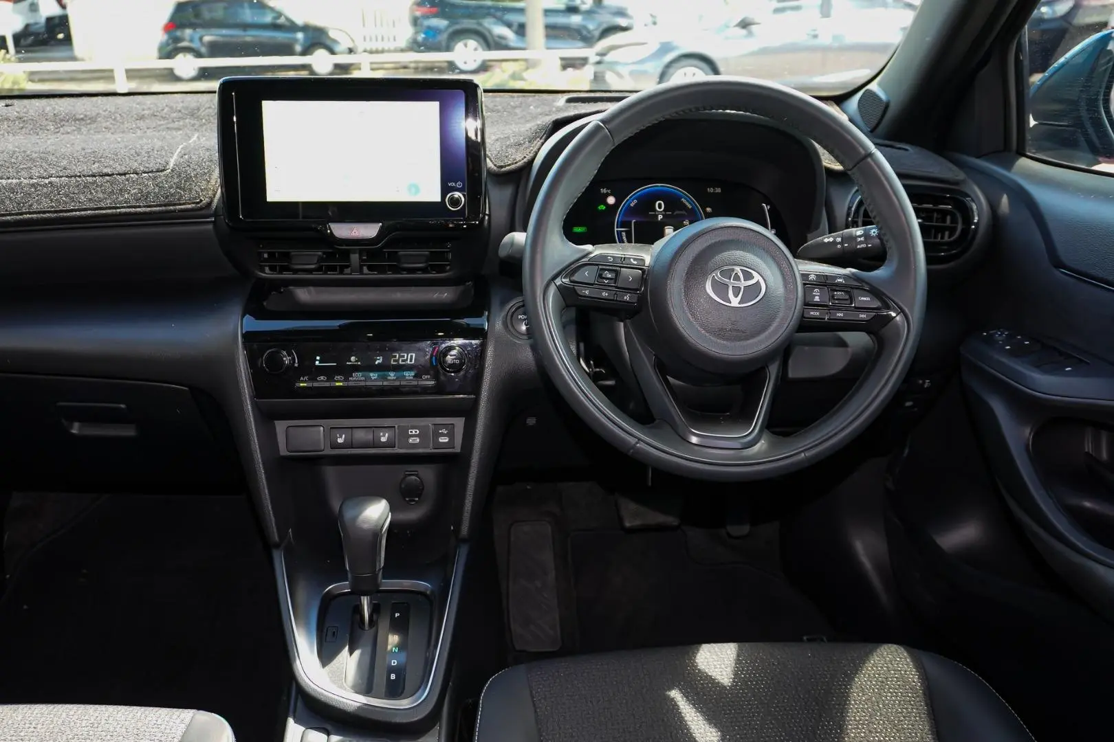 2024 Toyota Yaris Cross Gallery Image 8