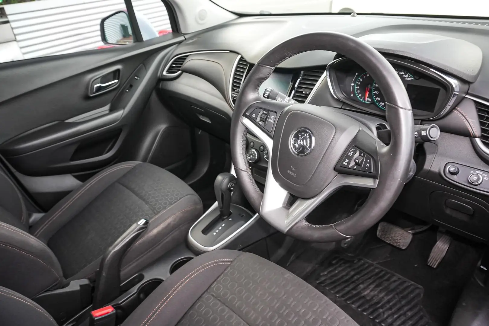 2017 Holden Trax Gallery Image 7