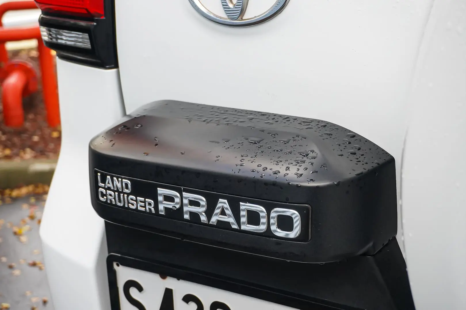 2021 Toyota Landcruiser Prado Gallery Image 14