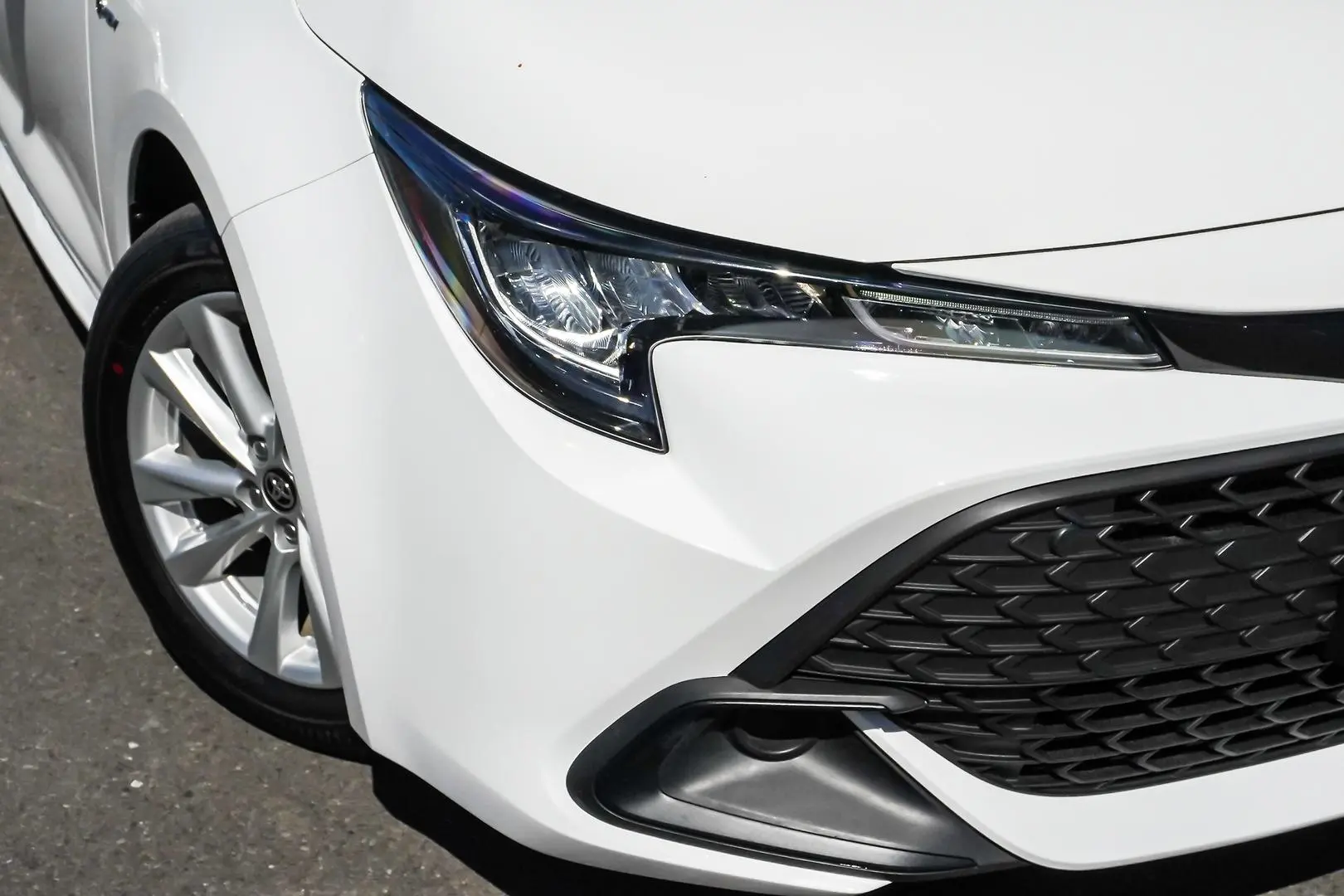 2025 Toyota Corolla Gallery Image 10