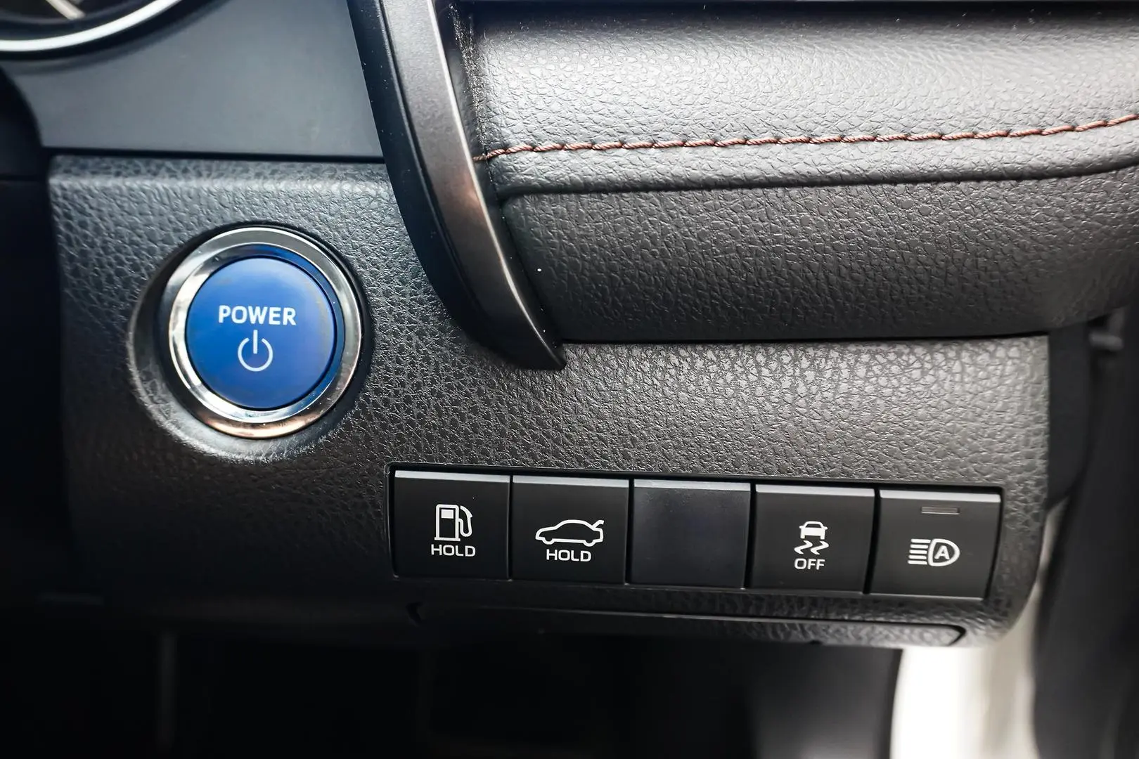 2020 Toyota Camry Gallery Image 25