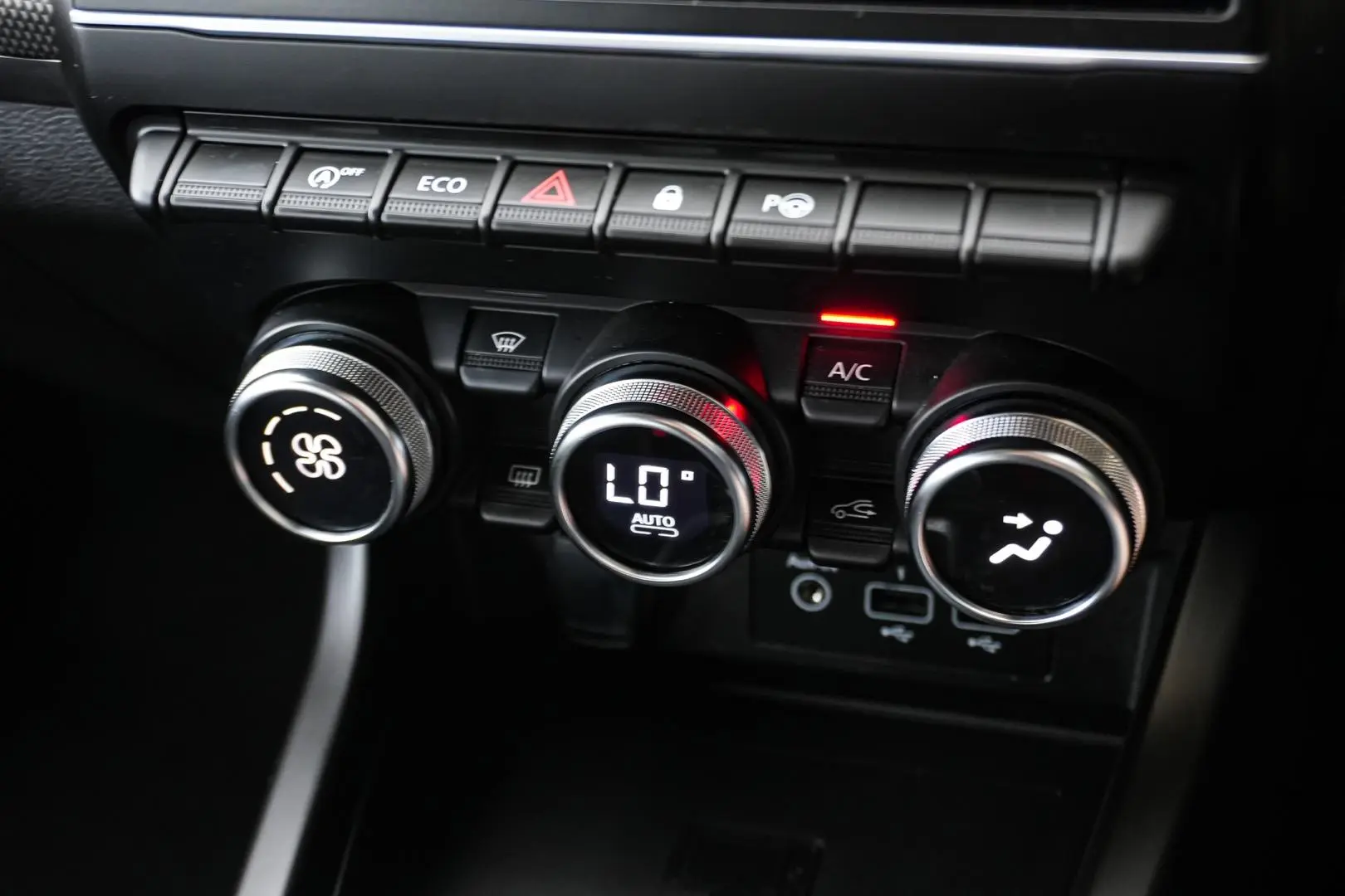 2023 Renault Arkana Gallery Image 21