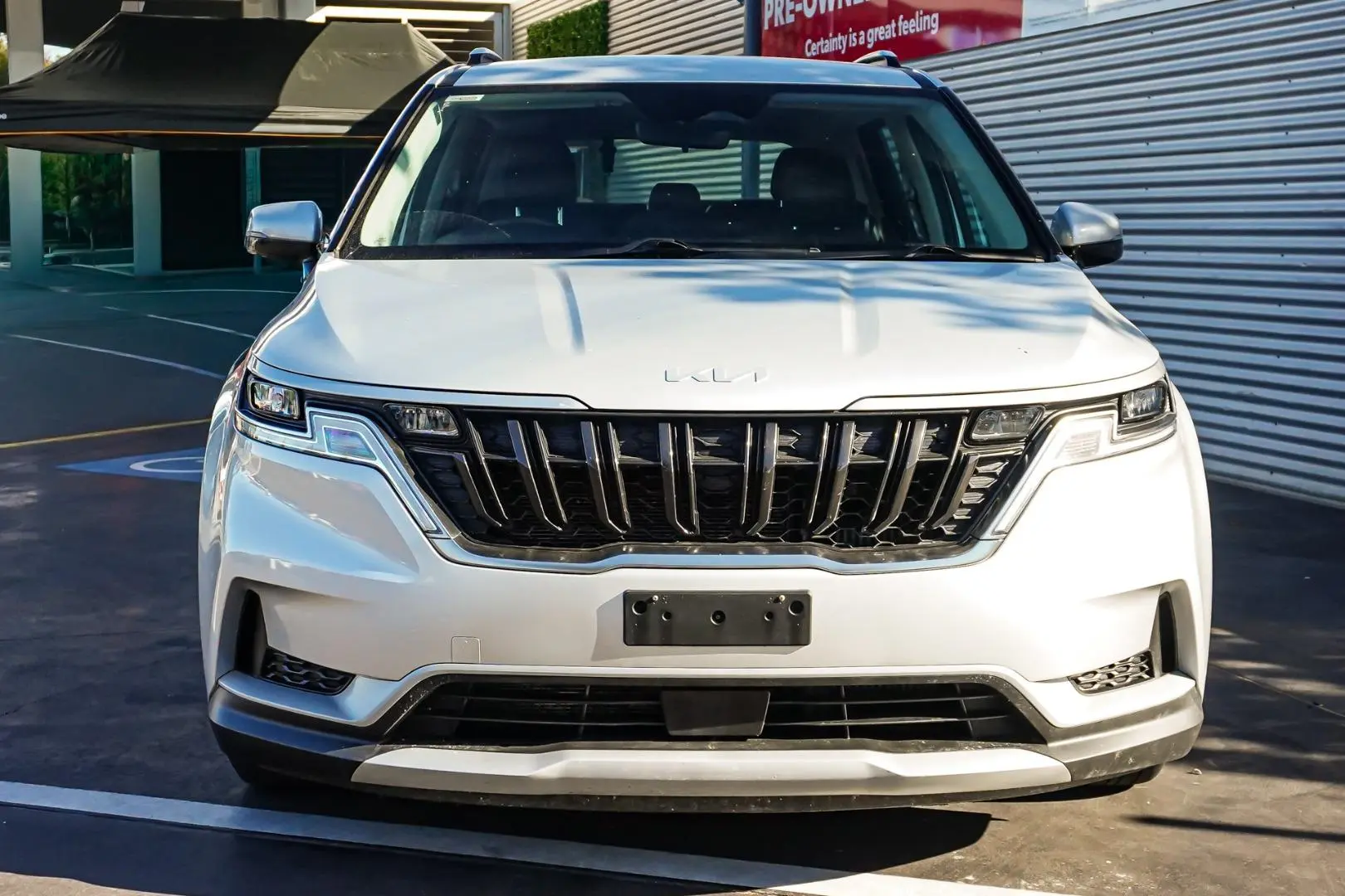 2022 Kia Carnival Gallery Image 5