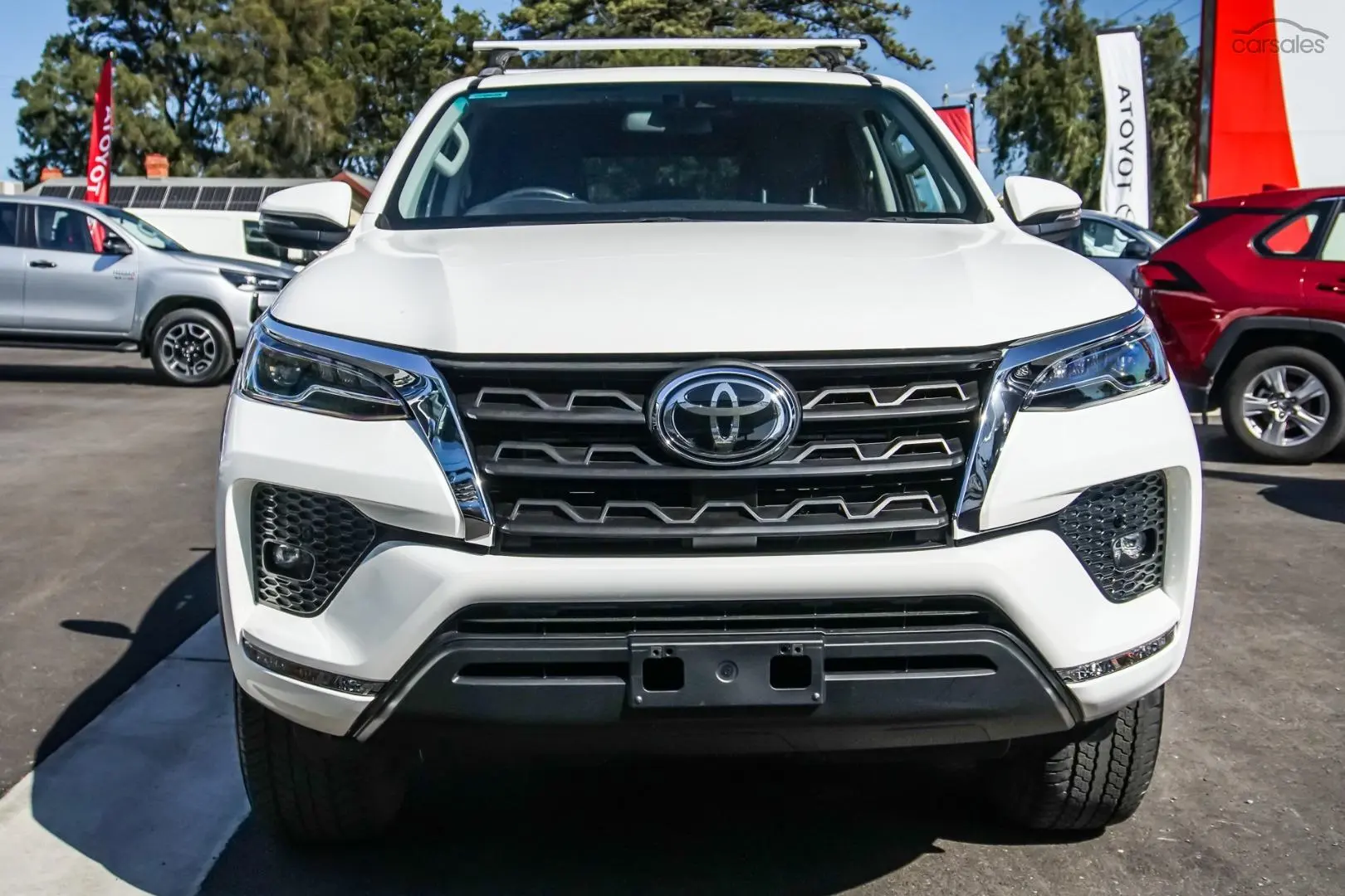 2022 Toyota Fortuner Image 4