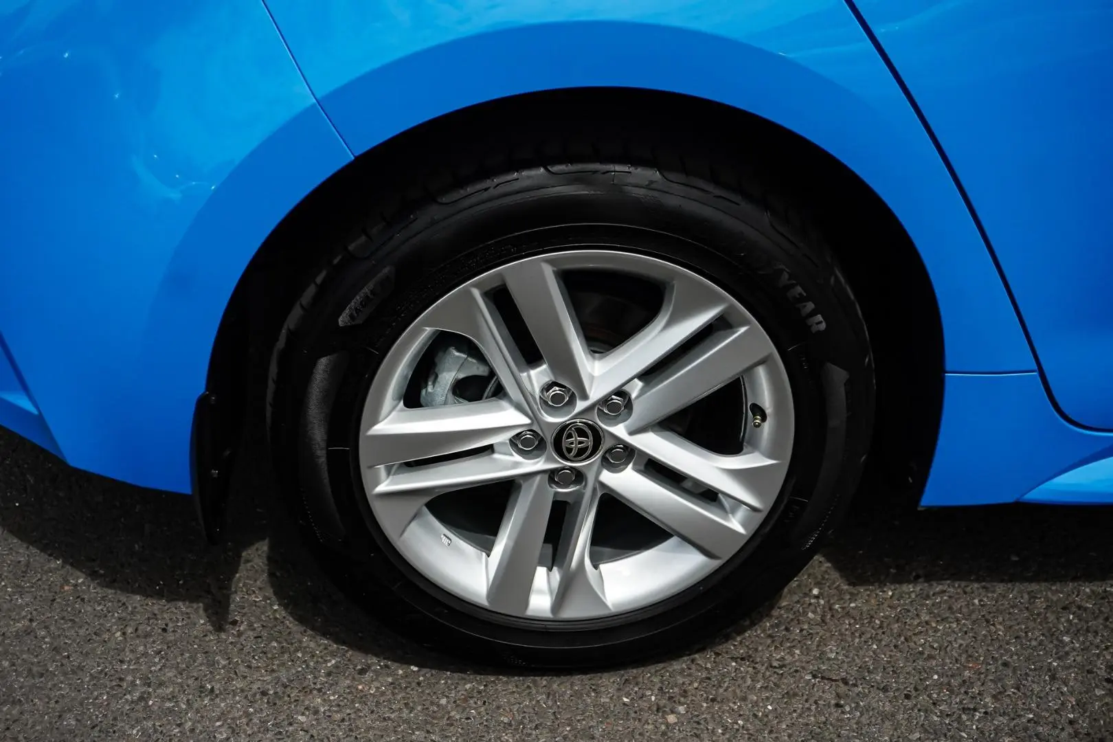 2018 Toyota Corolla Gallery Image 16