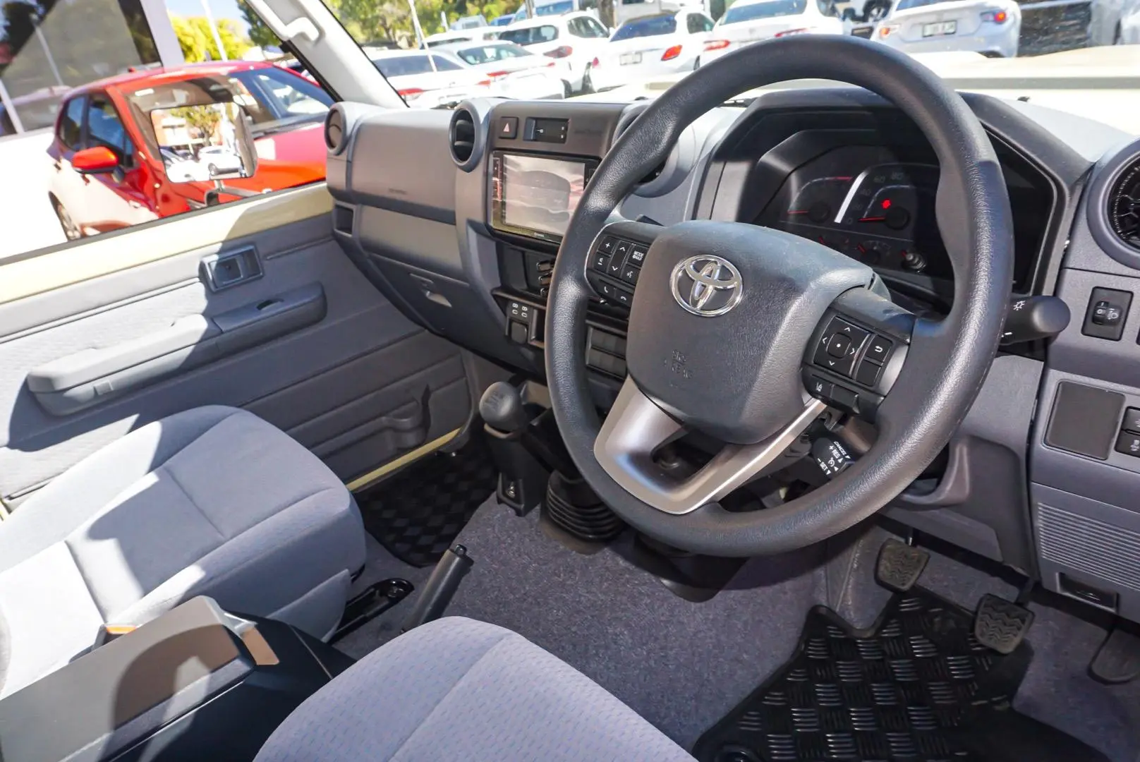 2025 Toyota Landcruiser Gallery Image 7