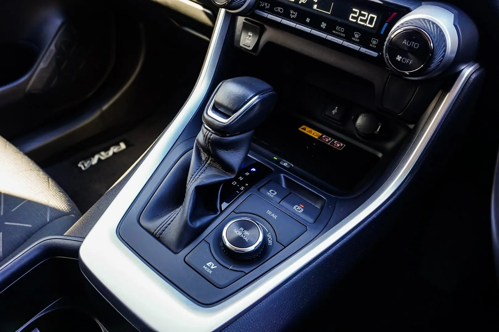 2021 Toyota RAV4 Gallery Image 19