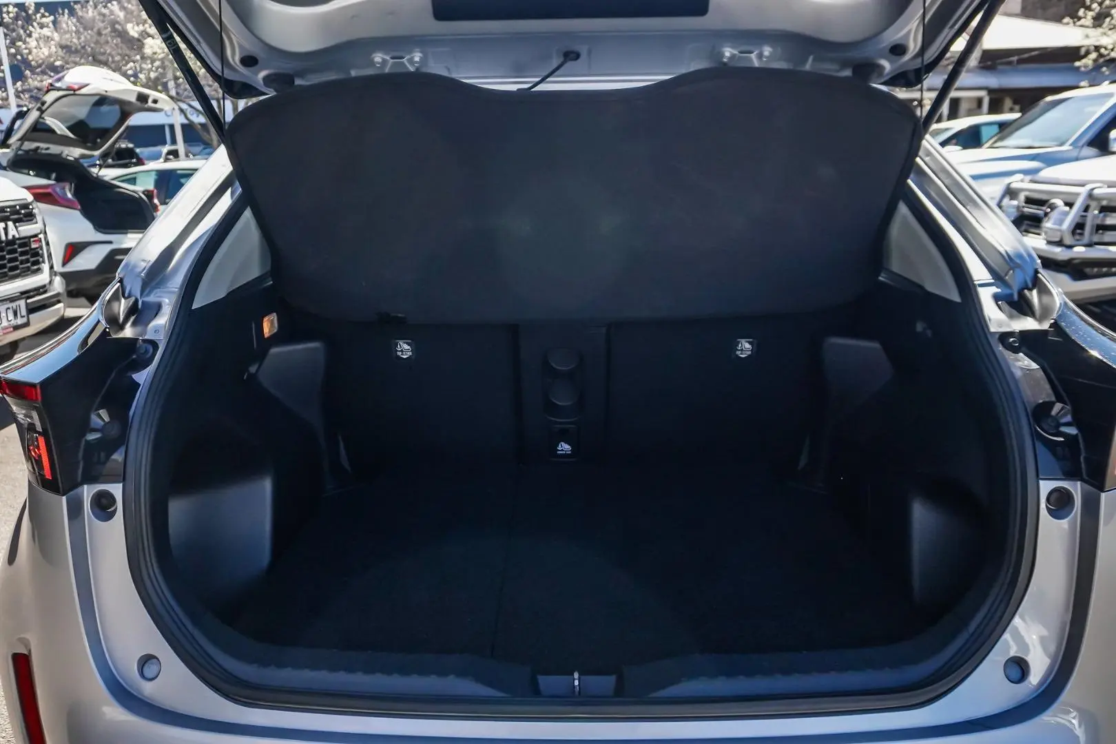 2025 Toyota Yaris Cross Gallery Image 10