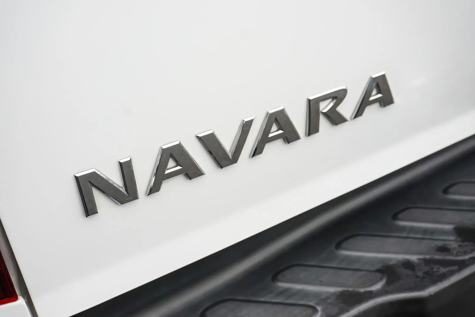 2019 Nissan Navara Gallery Image 16
