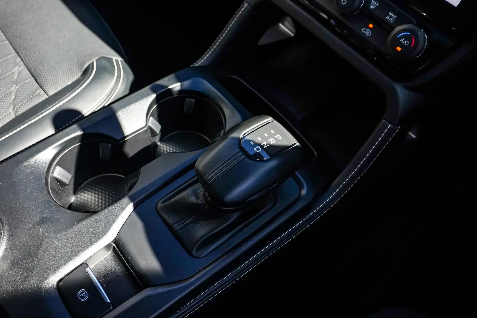 2024 Ford Everest Gallery Image 21