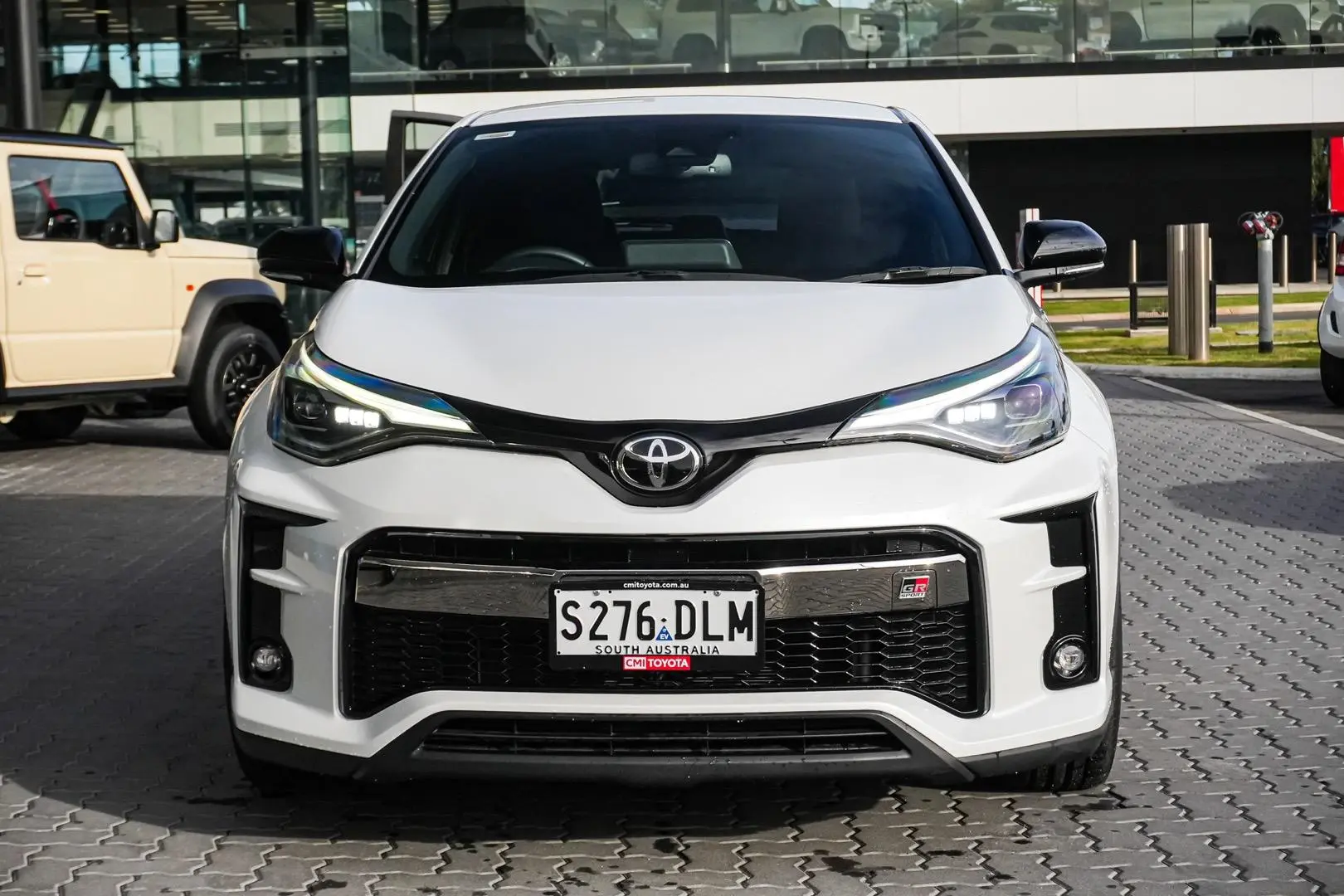 2022 Toyota C-HR Gallery Image 6