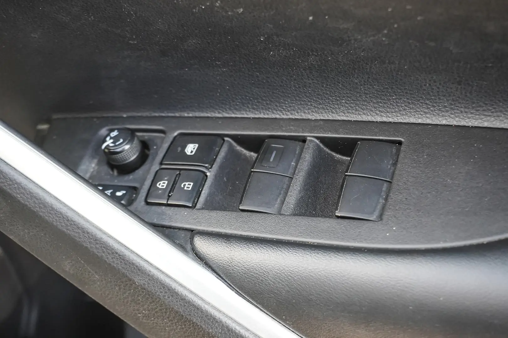 2022 Toyota Corolla Cross Gallery Image 16