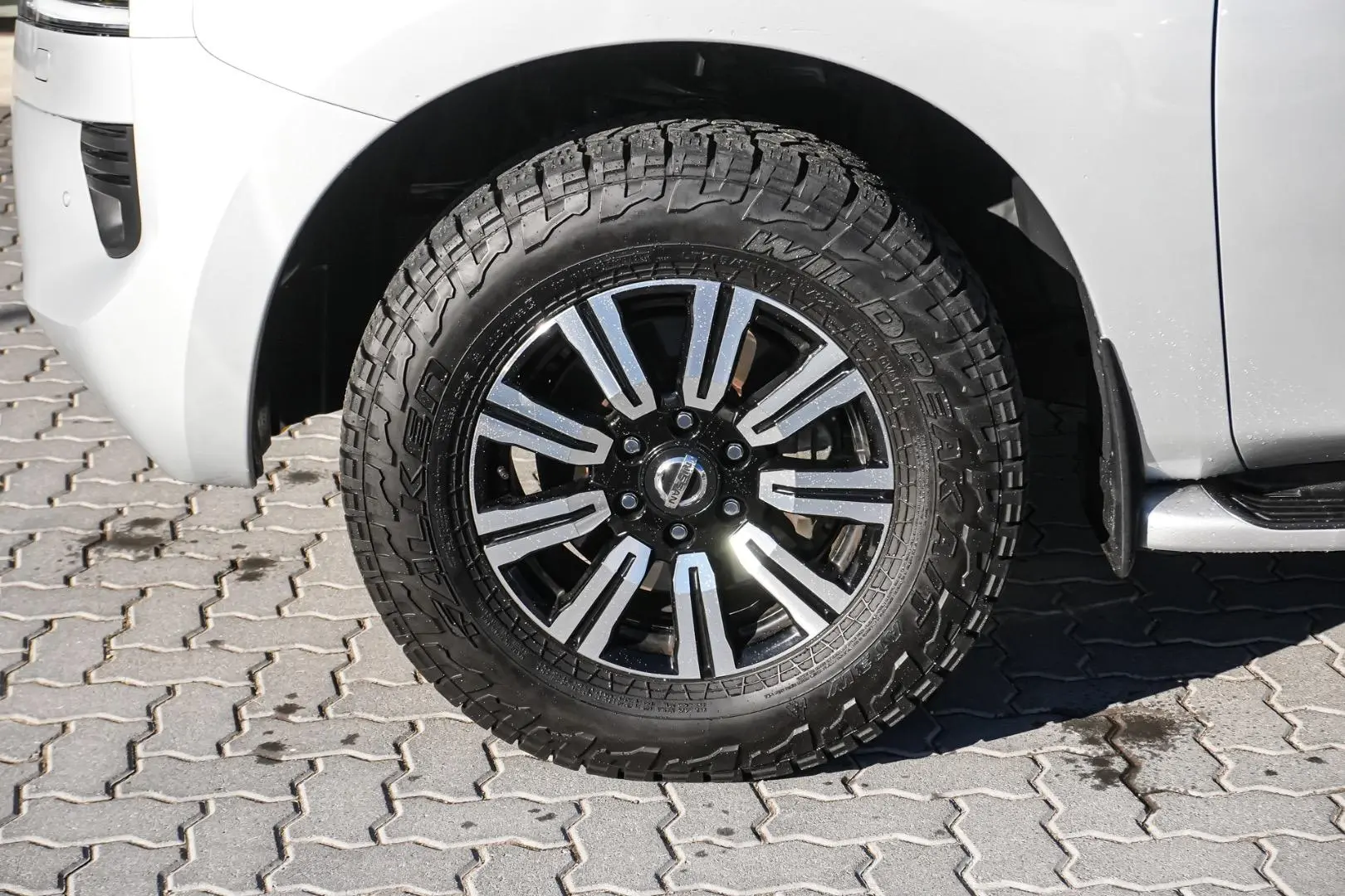 2021 Nissan Patrol Gallery Image 14