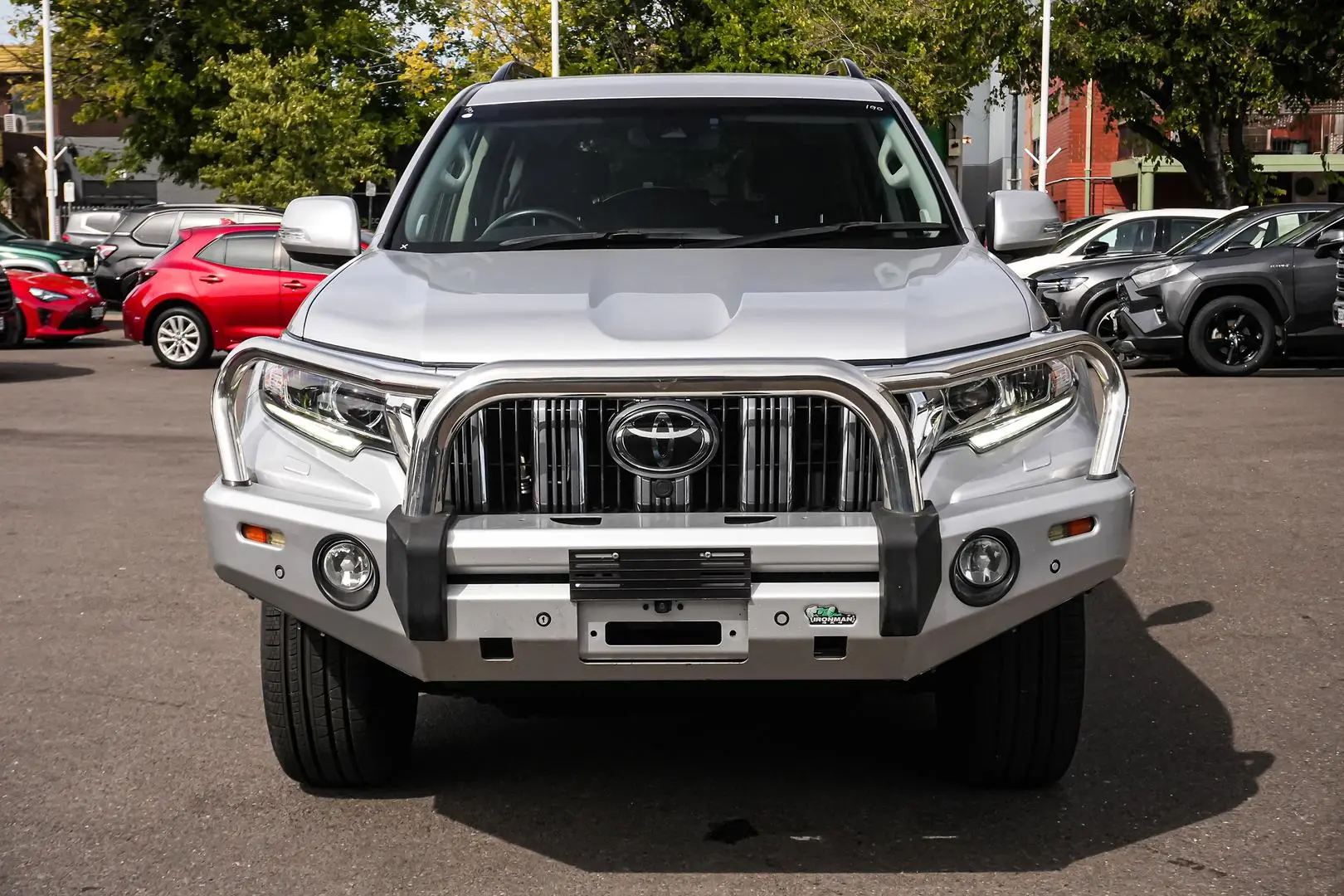 2017 Toyota Landcruiser Prado Gallery Image 5