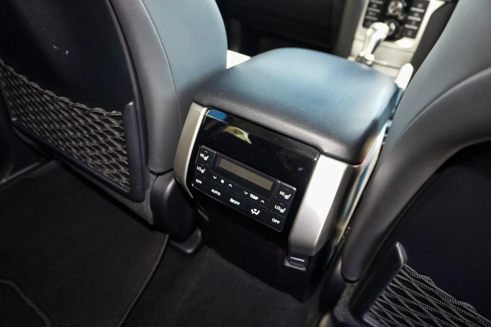 2021 Toyota Landcruiser Prado Gallery Image 10