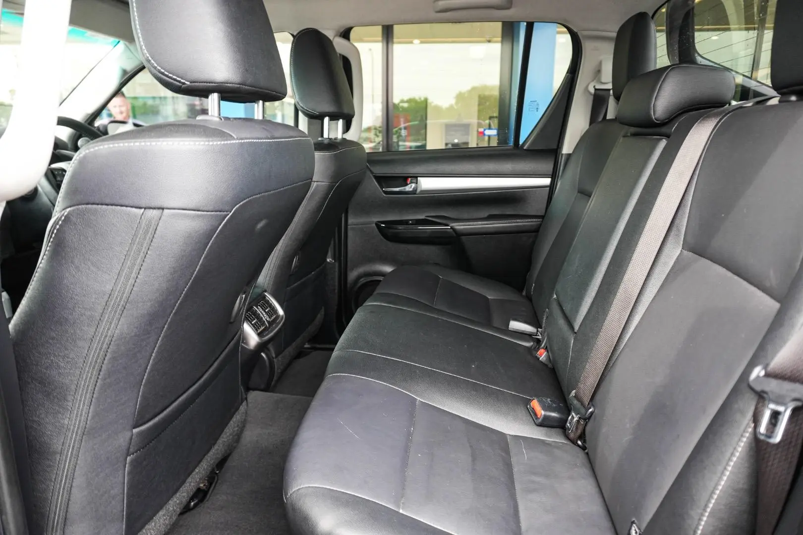 2022 Toyota Hilux Gallery Image 8