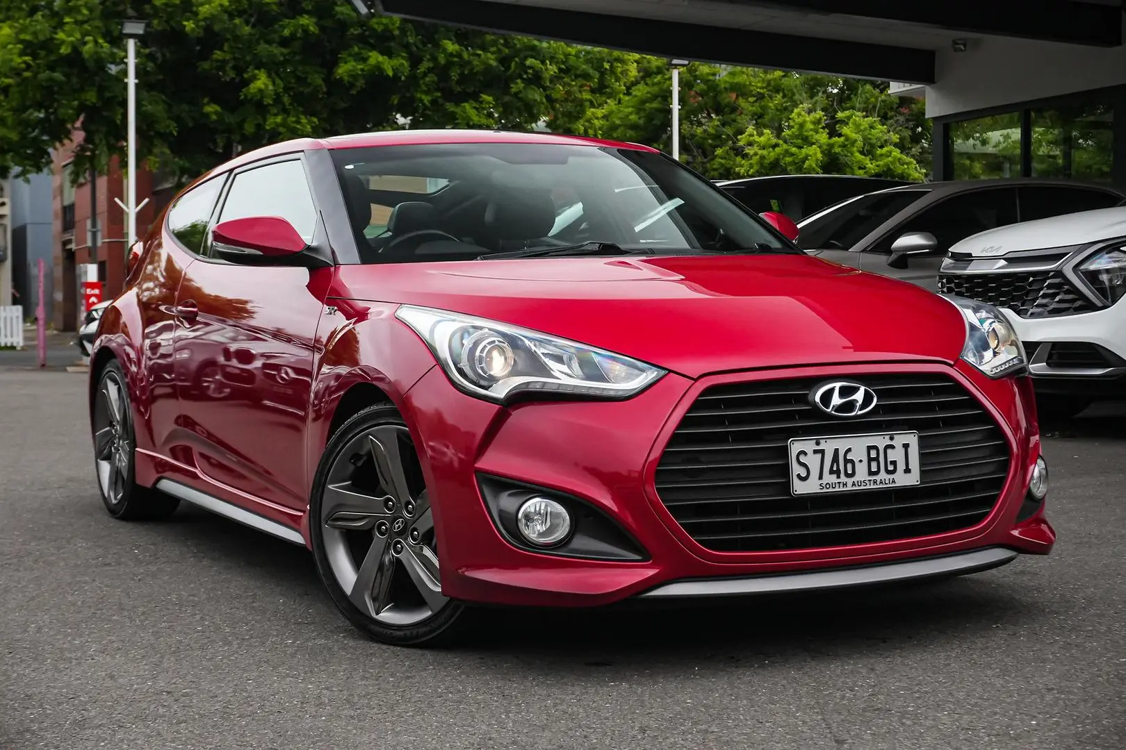 2014 Hyundai Veloster Gallery Image 1