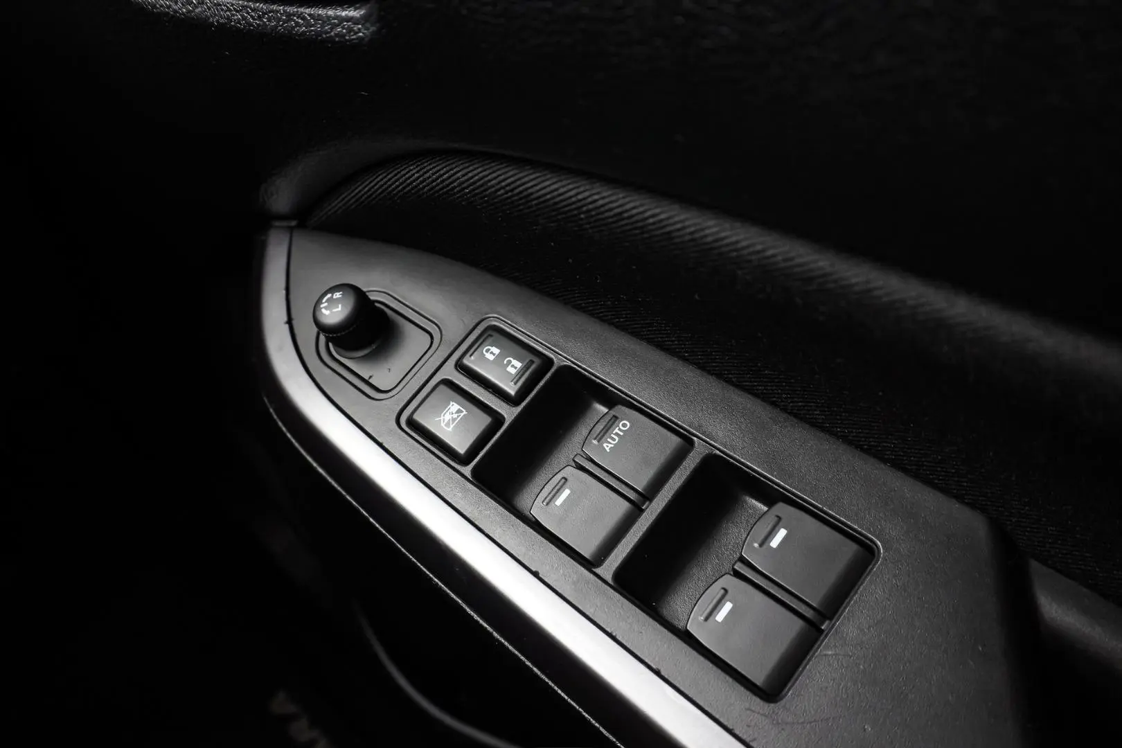 2019 Suzuki Vitara Gallery Image 18