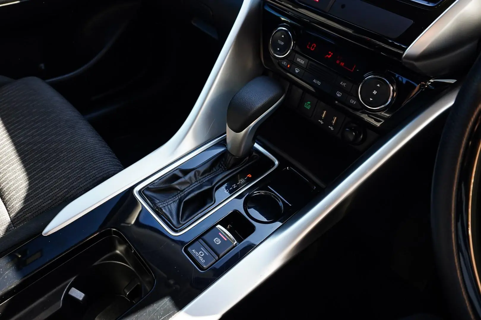 2023 Mitsubishi Eclipse Cross Gallery Image 18