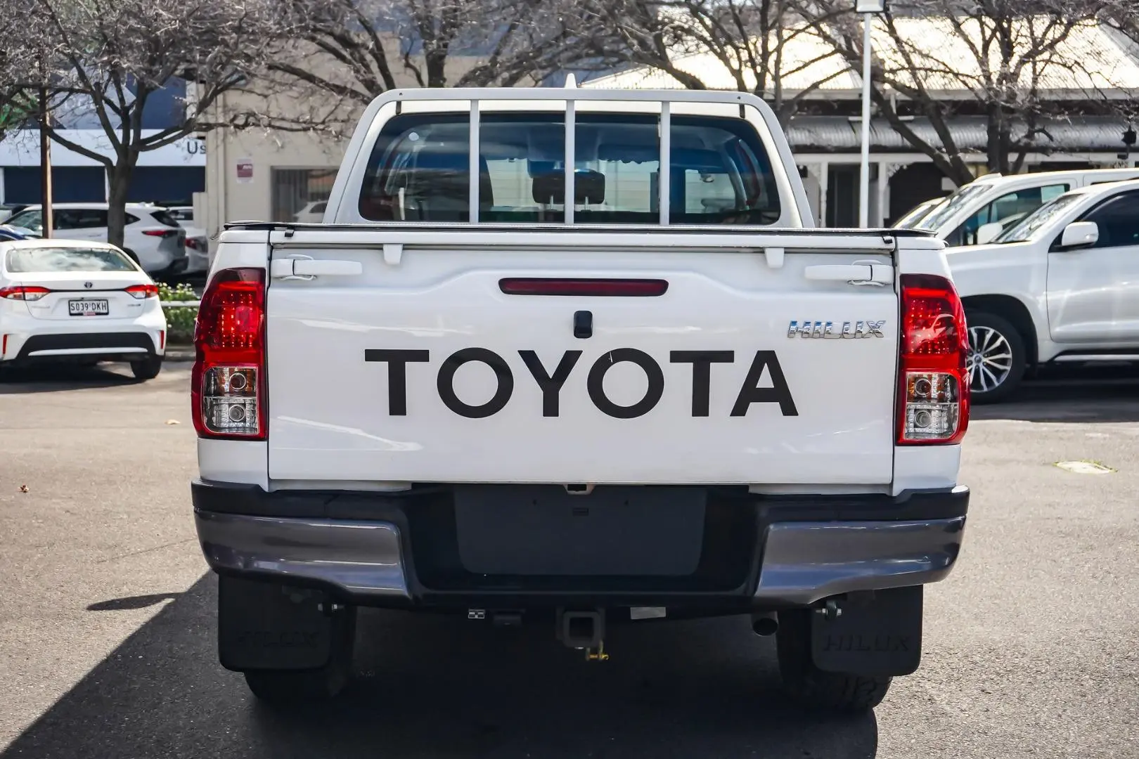 2022 Toyota Hilux Gallery Image 5