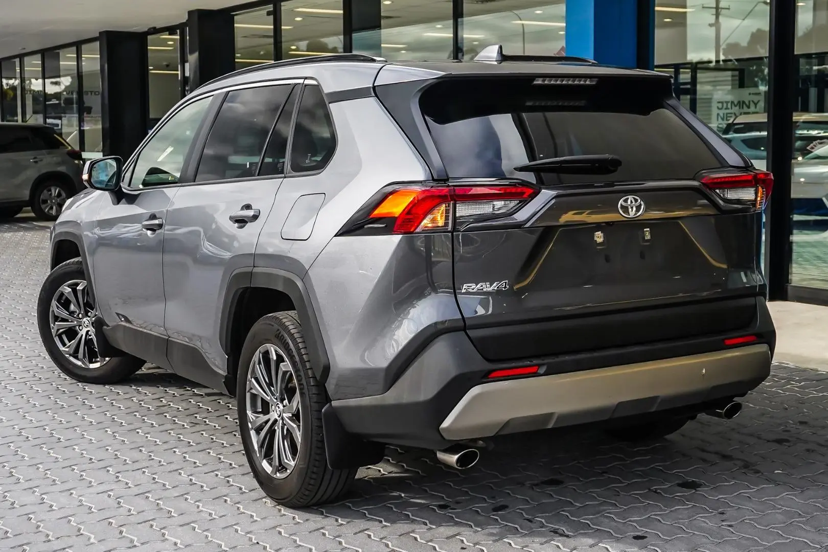 2024 Toyota RAV4 Gallery Image 2